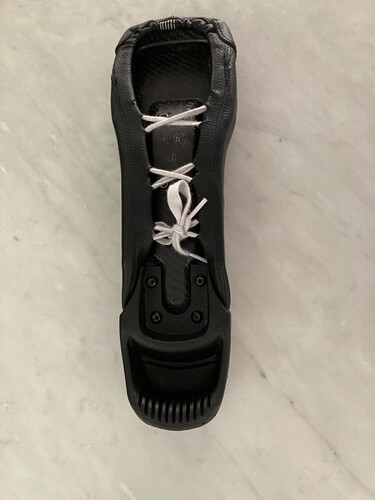 F5F0DC1E-01CA-4444-8C57-7B9030BF8BC5