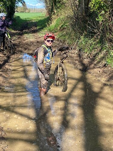 c7dubmcHVJc5CJegL_Dw7glX8tIR9GYdLfRdp9oq0t4-1536x2048