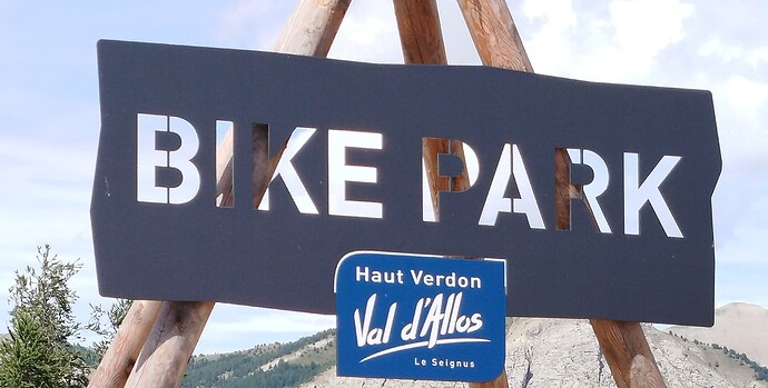 seignus-bike-park-panneau